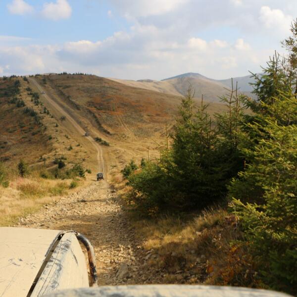 Offroad-Reisen Ukraine Einstieg Felsenfestung Camp