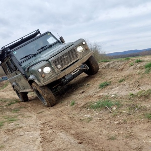 Offroad-Reisen Frankreich Samstag Grillen Herausforderungen