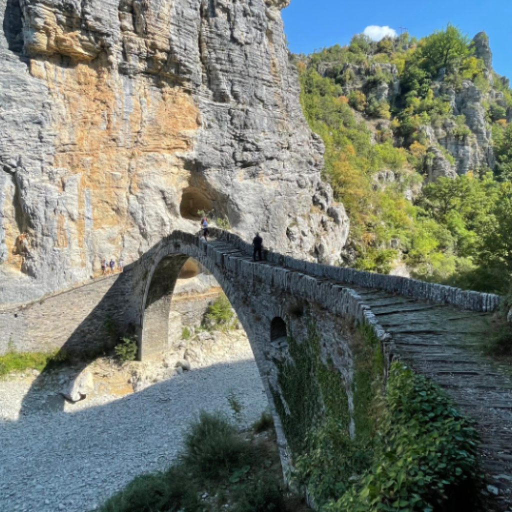 Offroad-Reisen Europa Apollontempel atemberaubende Schönheit mystischer