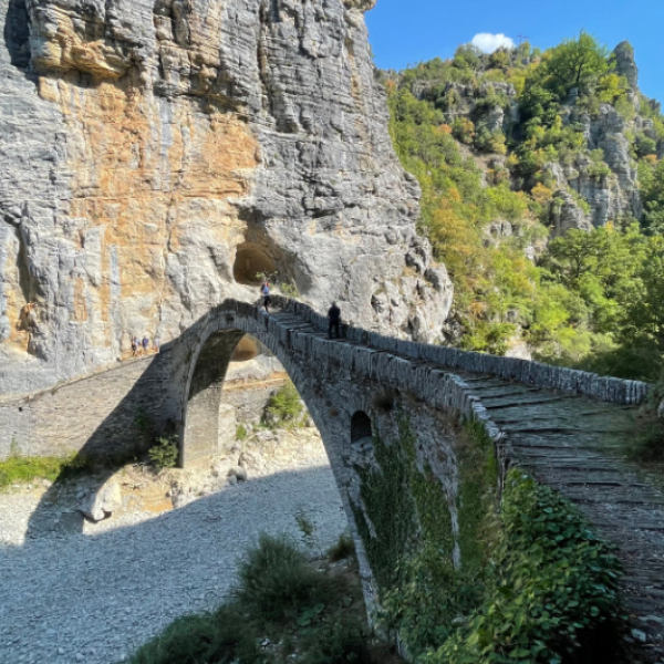 Offroad-Reisen Europa Apollontempel atemberaubende Schönheit mystischer