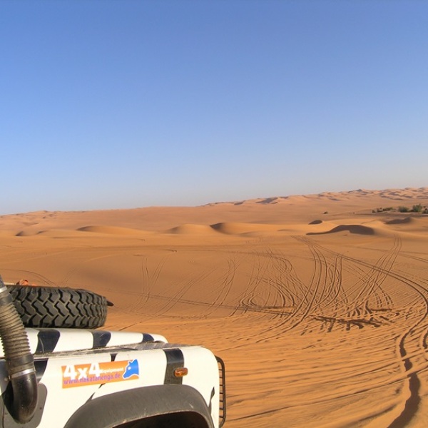 Offroad-Reisen Libyen Akkakus Felsmalereien Landschaft