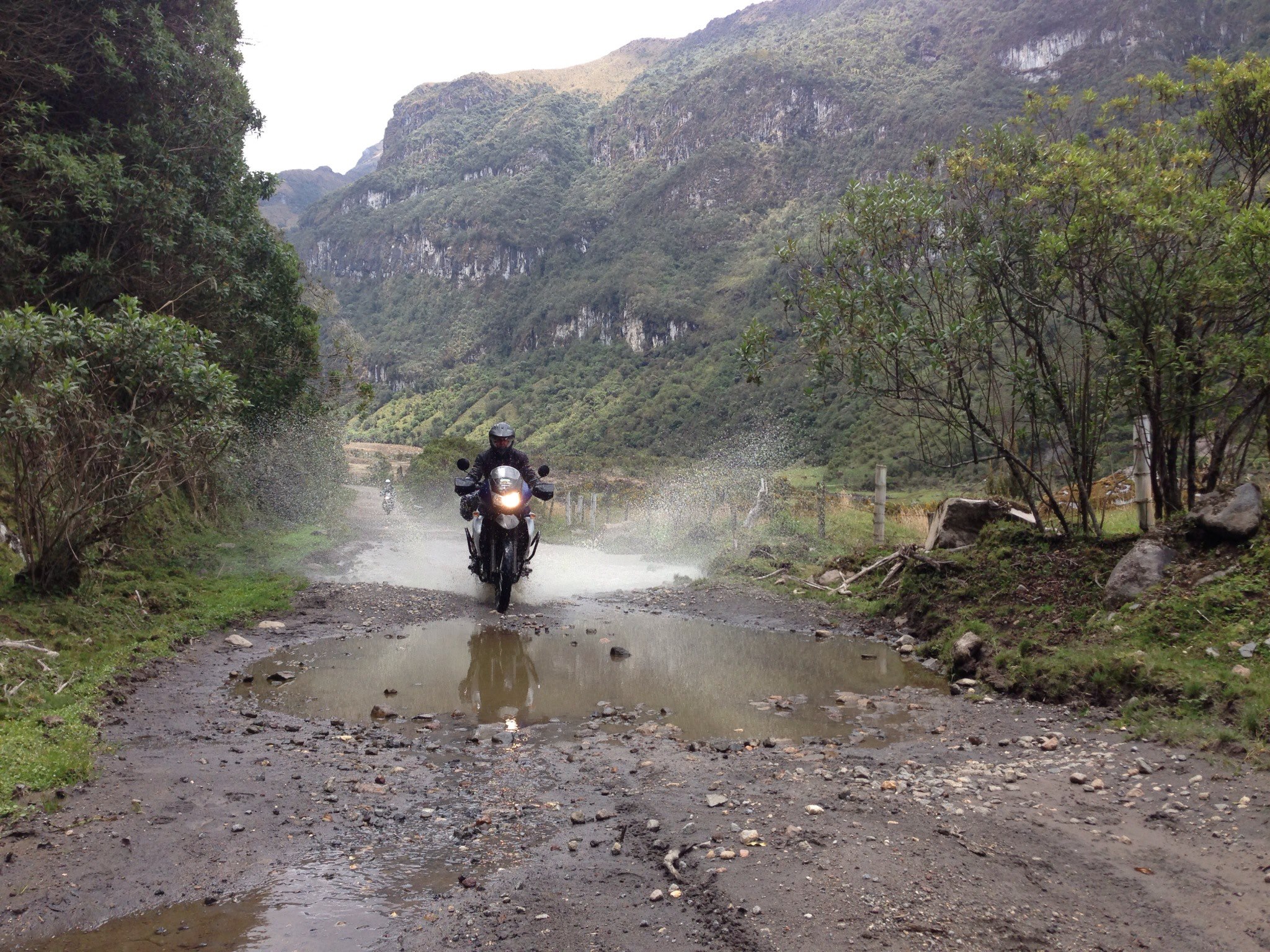 Motorradtour durch den Regen