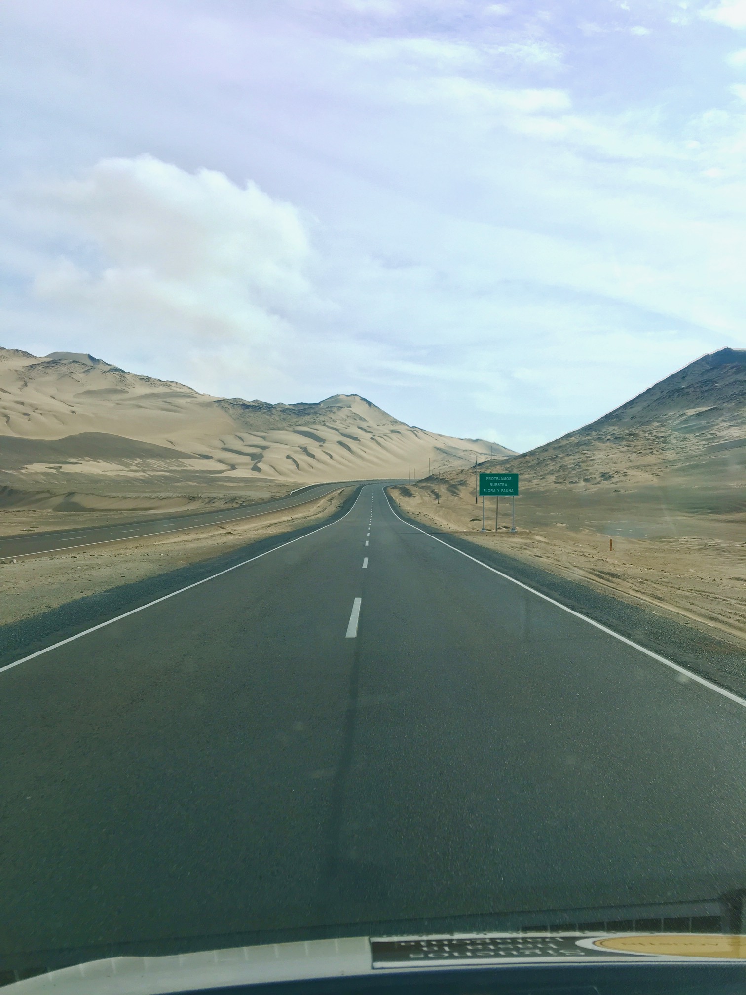 Der Pan America Higway nähe Nazca auf unseren Geländewagenreisen durch Südamerika