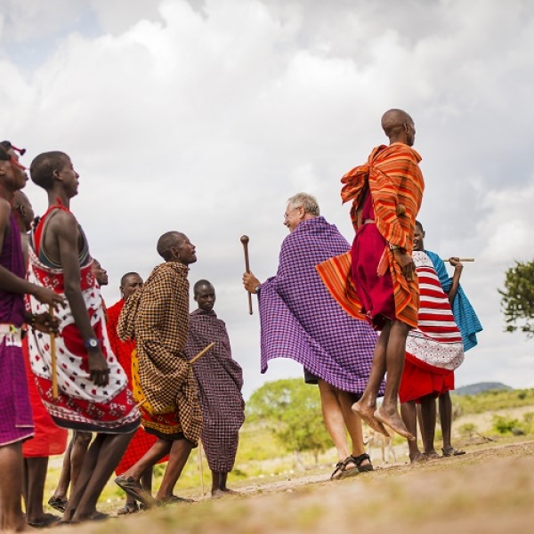 Motorradreisen Afrika Maasai Giraffe Flusspferde