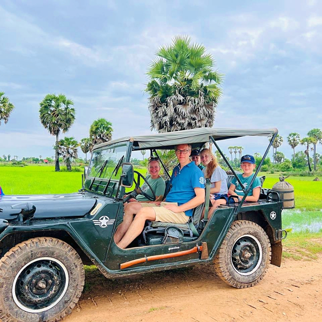 Offroad-Reisen Asien Landschaft Bootstour Angkor-Ära