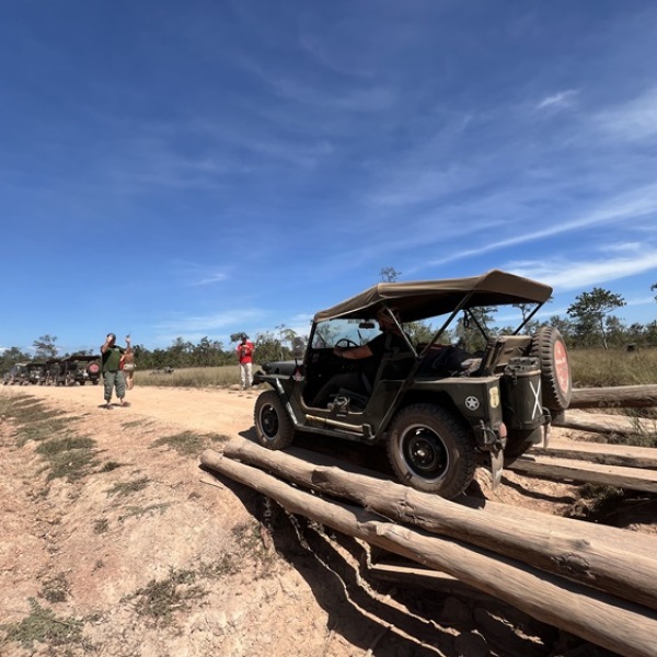 Offroad-Reisen Kambodscha Tempel Aussicht Erinnerung