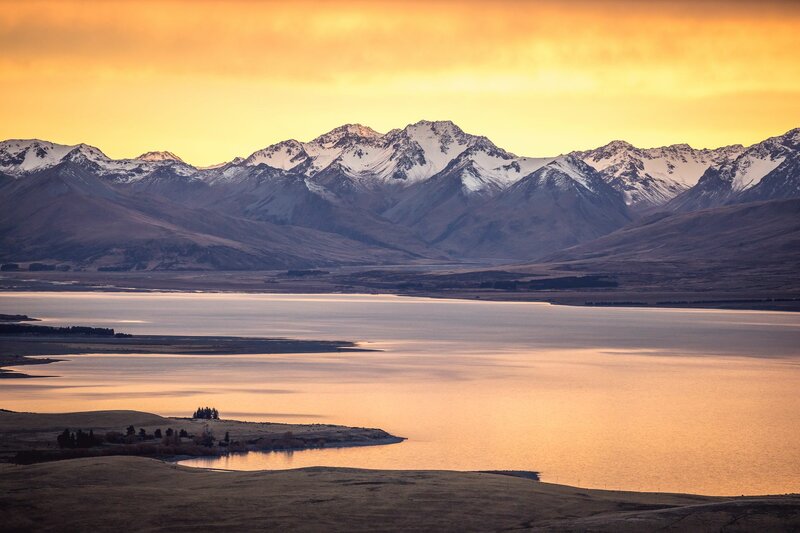 Experience New Zealand on road and rail