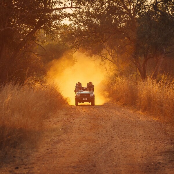 Offroad-Reisen Afrika Kinshasa Grenze Angola