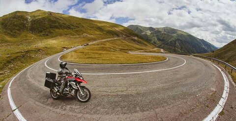 Motorradtour Karpaten: Abenteuer auf zwei Rädern durch Rumänien
