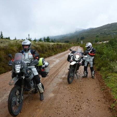 Südäquator Expedition Motorradreisen Südafrika nach Kenia  
Expedição do equador sul viagens de moto da África do Sul para o Quênia