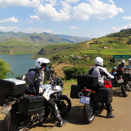 De moto pela África do Sul e Oriental
