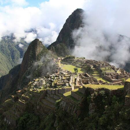 Bolivia & Peru – Uyuni, Titicaca & Machu Picchu