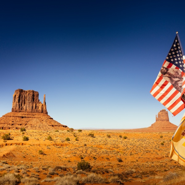 Motorradreisen Nordamerika Chicago Willkommenessen Nacht