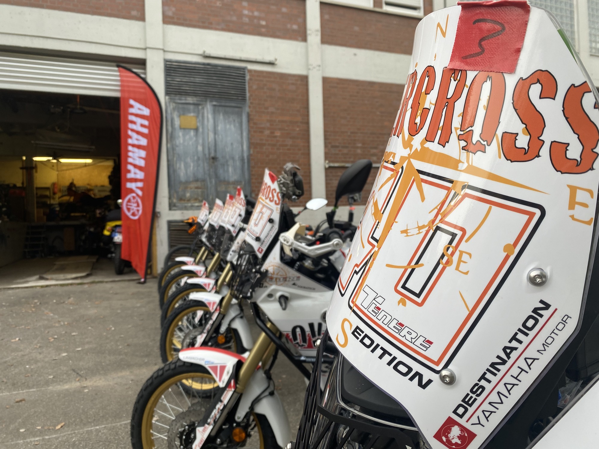 Yamaha Tenere 700 Mietoption durch Reiseveranstalter OVERCROSS