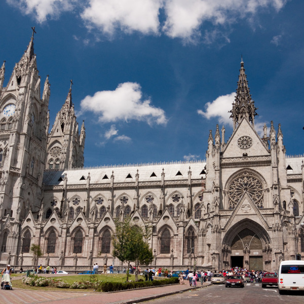 Erlebnis-Reisen Ecuador Cotopaxi Salasaca Traditionen