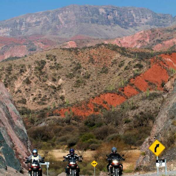 Motorradreisen Argentinien Quebrada Bergdorf