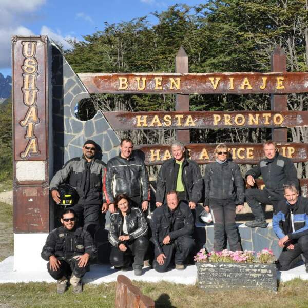 Motorradreisen Chile Carretera Grün Vegetation