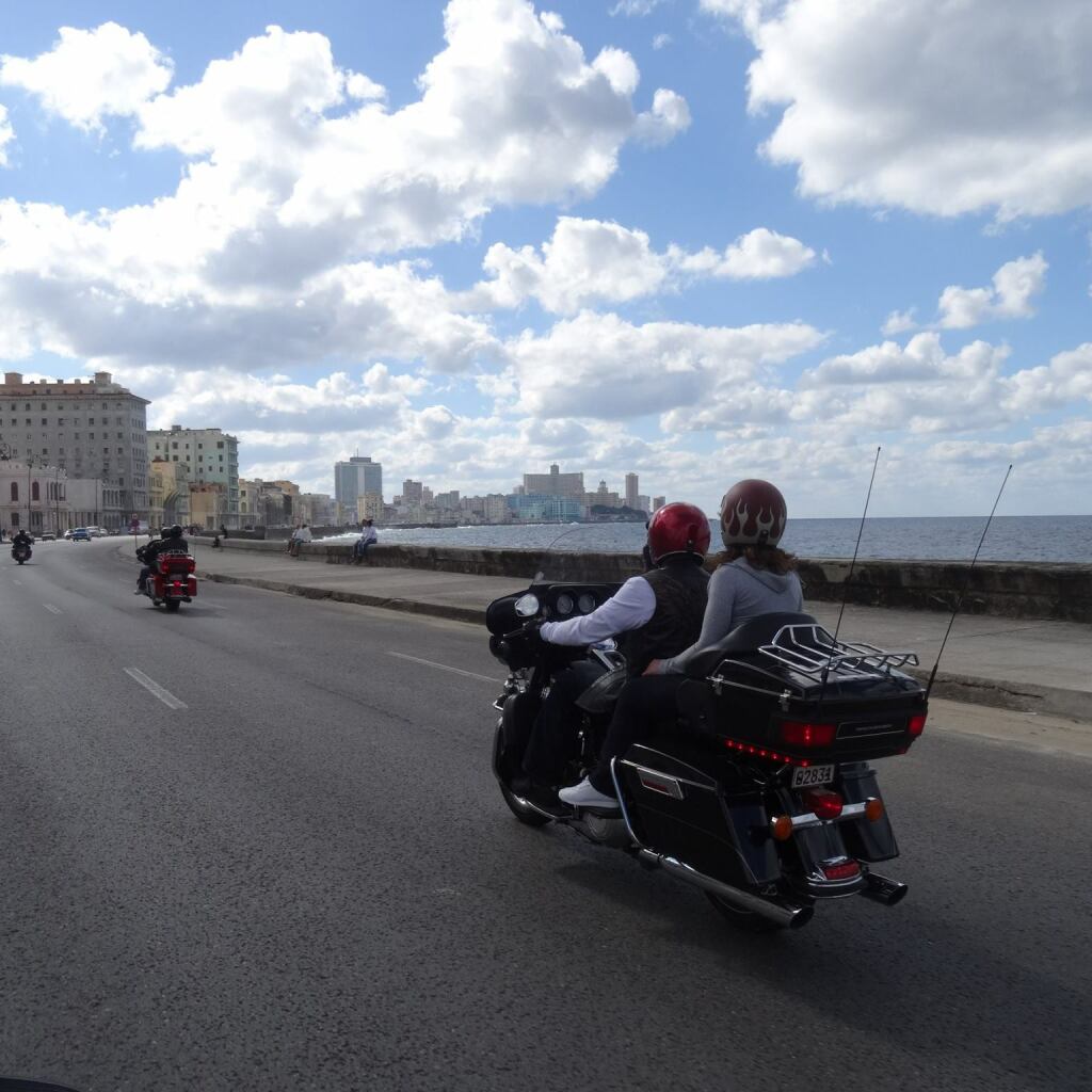 Motorradreisen Kuba Havana Empfang Cocktail