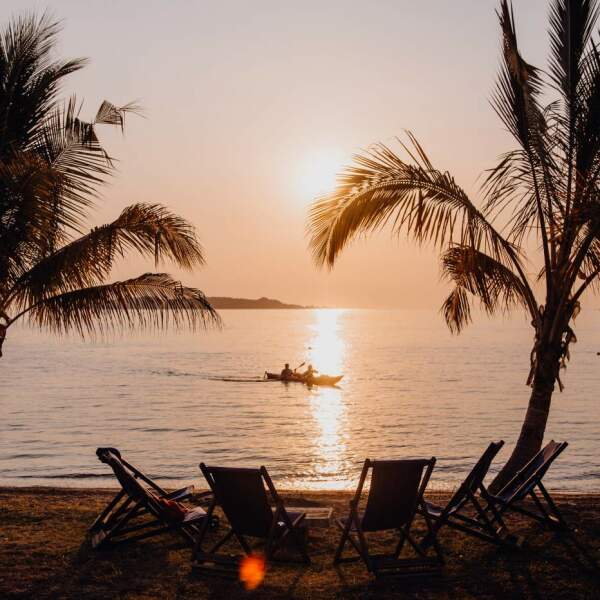 Motorradreisen Afrika Ufer kolonialem Kultur