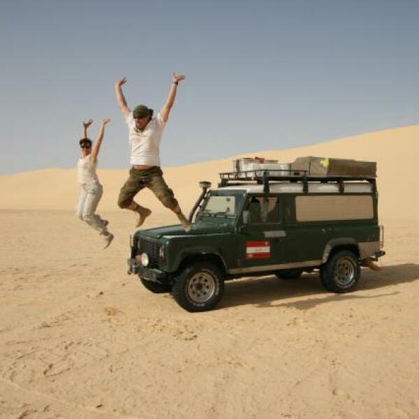 Offroad-Reisen Tunesien Reisetag Frühstücksbuffet Fahrzeuge