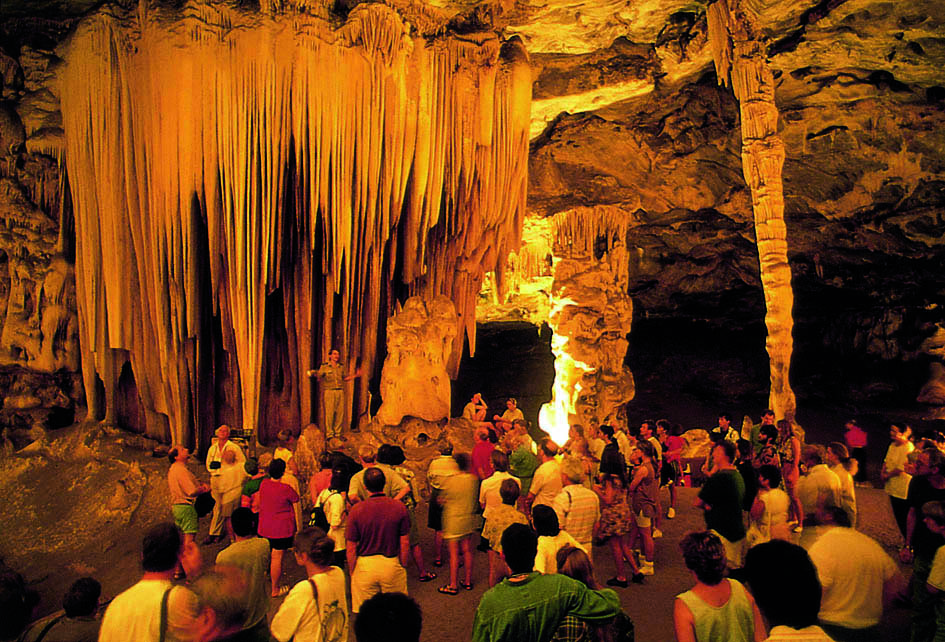   Die Cango Caves auf der Rundreise in Südafrika