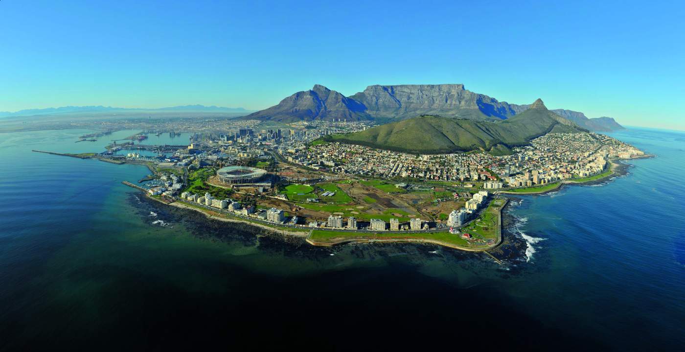 Kapstadt aus Vogelperspektive in Südafrika 