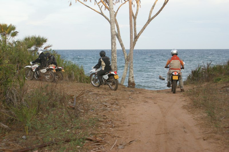 Motorradtour durch Kenia Küste des indischen Ozeans