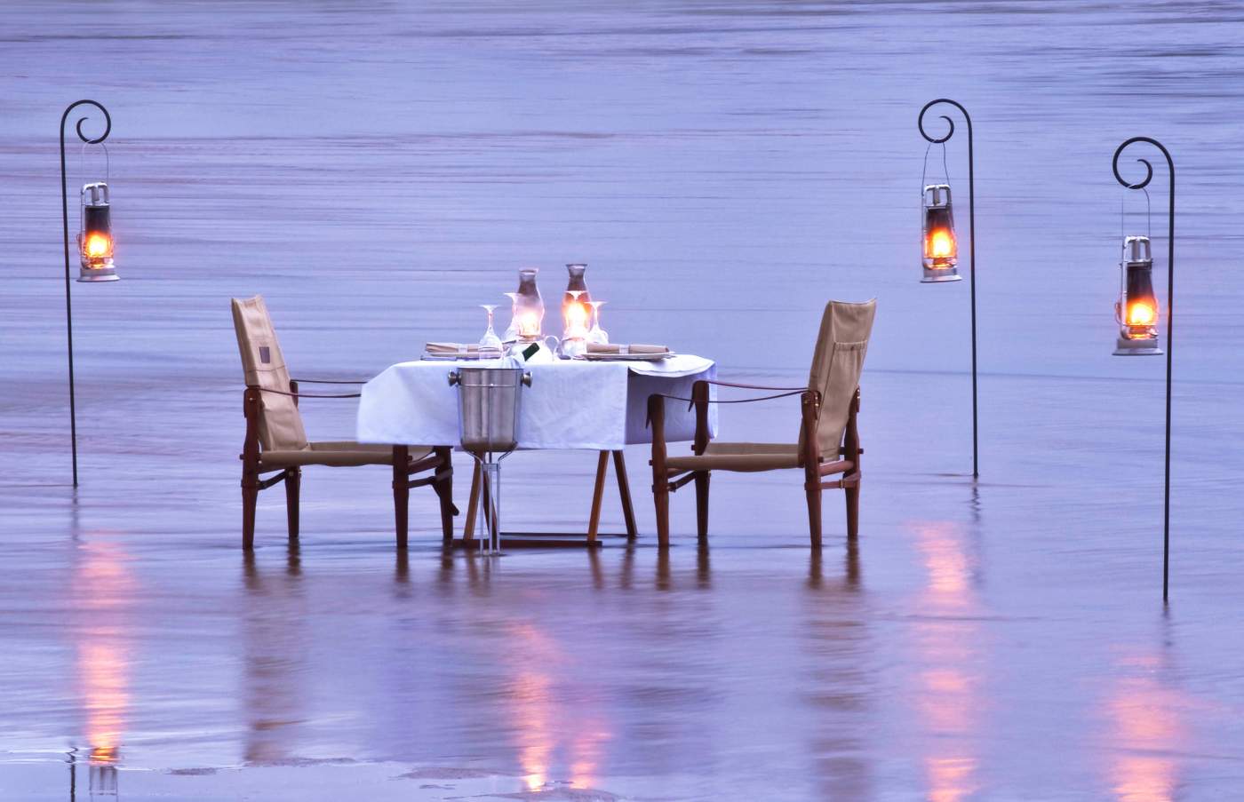 Candle Light Dinner im Meer, Malawi