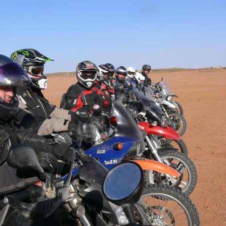 Passeios de mota na Tunísia: uma experiência de aventura nos desertos e na cultura