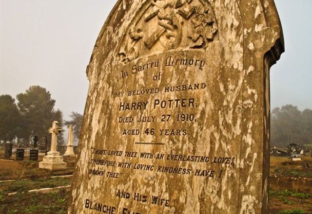 Motorradreisen Südafrika zu Harry Potters Grab