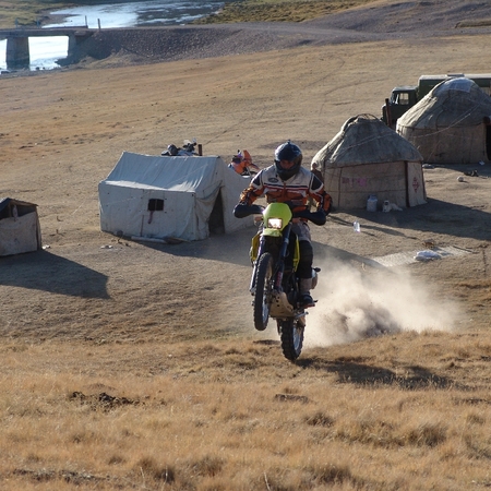 Transkontinental Motorradreise Go West - Pamir Highway