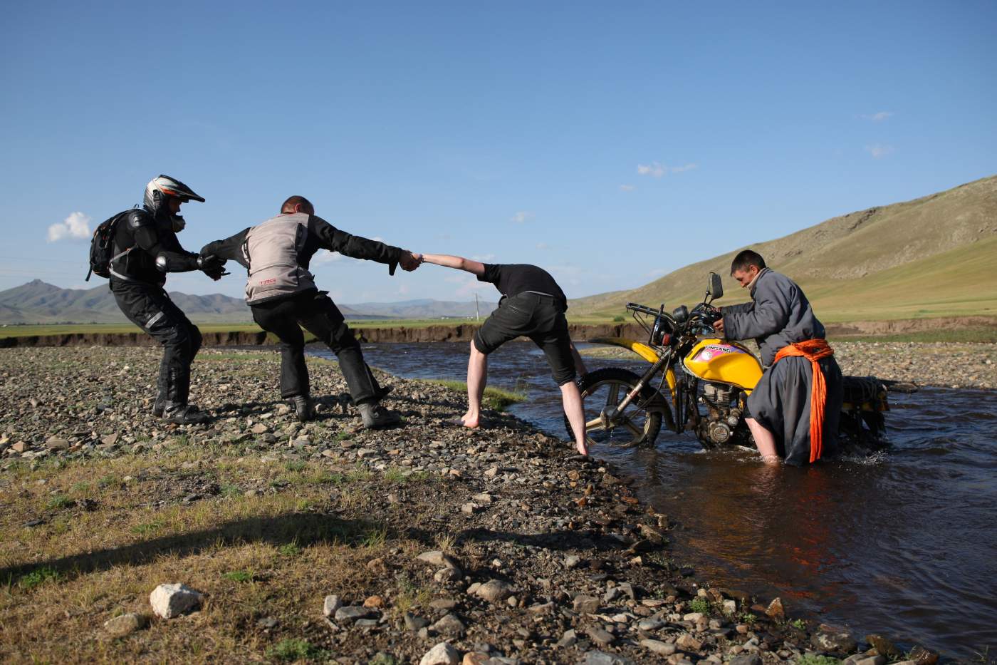 Motorradreisen und Motorradtouren mit Overcross