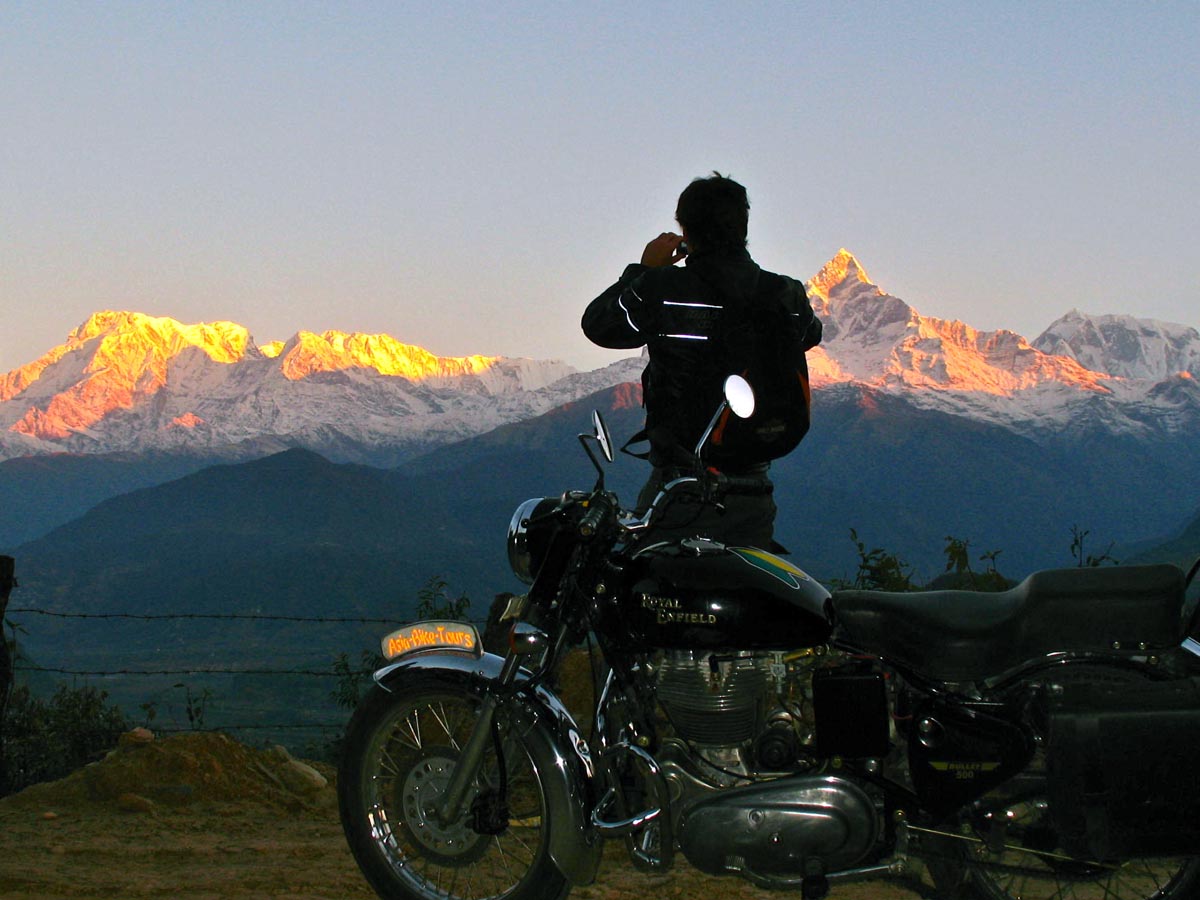 Mit dem Motorrad durch das Himalaya Gebige 