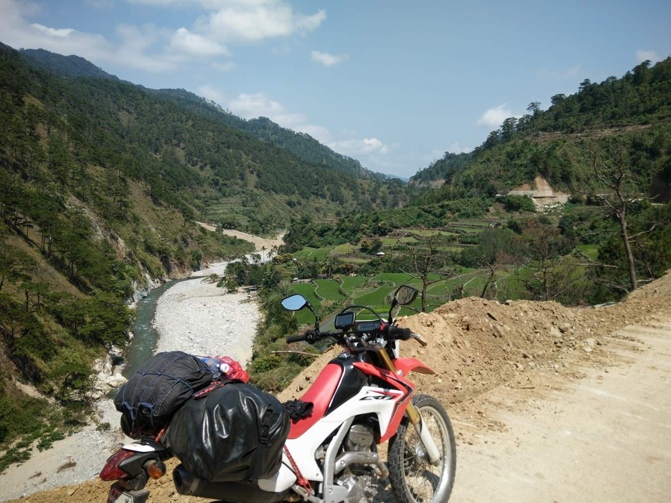 Motorcycle travel in the Philippines: Experience adventure and culture!