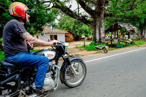 Viajes en moto Sri Lanka: vive la cultura, la naturaleza y el enduro