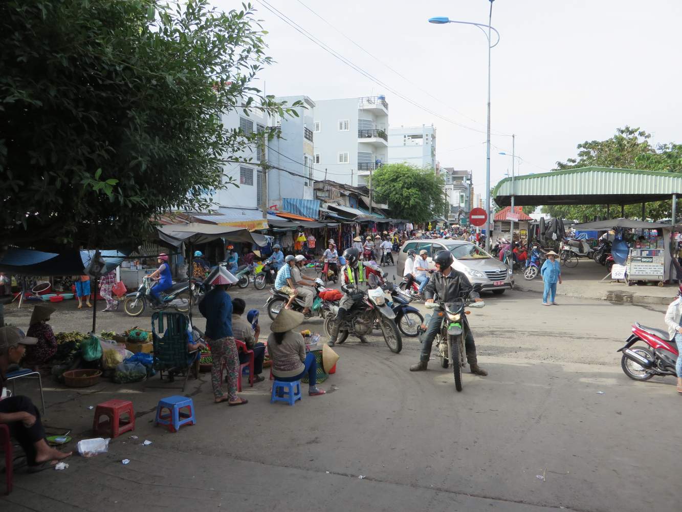 Hanoi | Vietnam | Stadtrundfahrt | Motorradreise | Enduro | Abenteuerreise | OVERCROSS