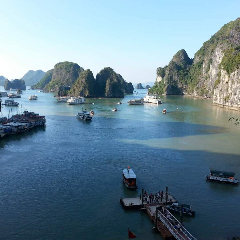 Motorradreisen Vietnam Berge Aussicht Reisterrassen