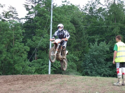 Enduro Training Deutschland: Offroad Kurse & Touren 2026