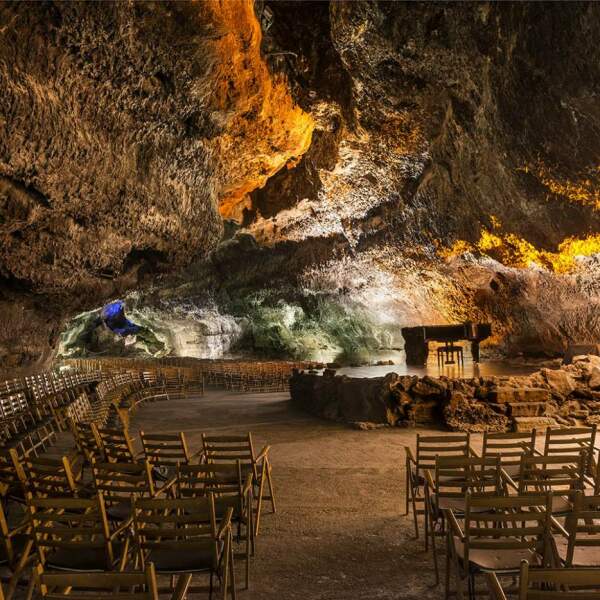 Motorradreisen Spanien Fähre Feuer Wüsten