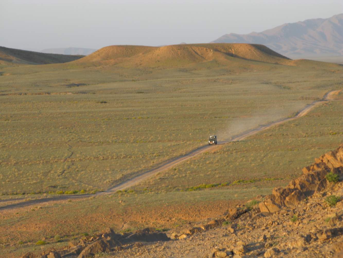 abenteuerliche Pistenfahrt durch die marokkanische Steppe