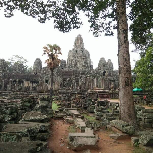 Motorradreisen Kambodscha Palast Tempo Geschichte