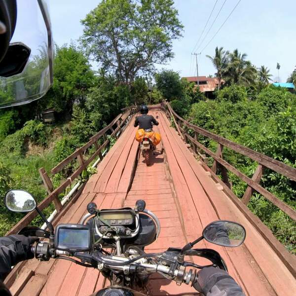 Motorradreisen Kambodscha Phnom Penh Museums Killing Fields