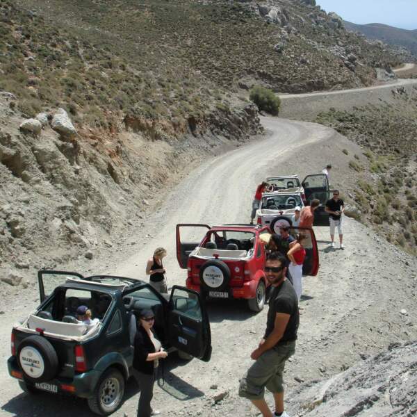 Offroad-Reisen Europa Kloster Abenteuer Natur 
