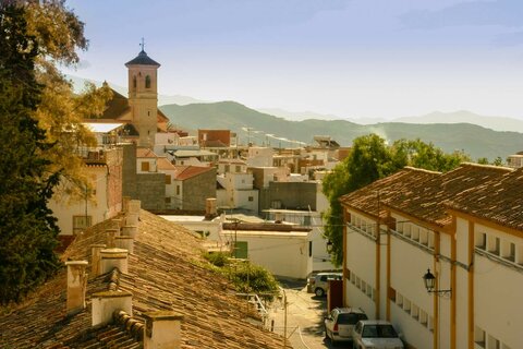 Motorradreisen in Spanien: Pyrenäen, Andalusien und Kanaren