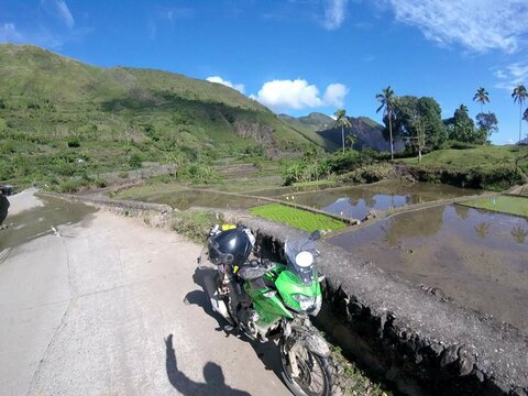 Viajes en moto Filipinas: islas, enduro y cultura