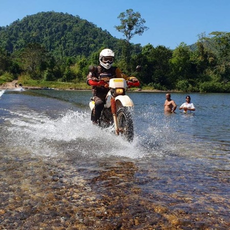 Kambodscha Enduroabenteuer : A Trilha Khmer