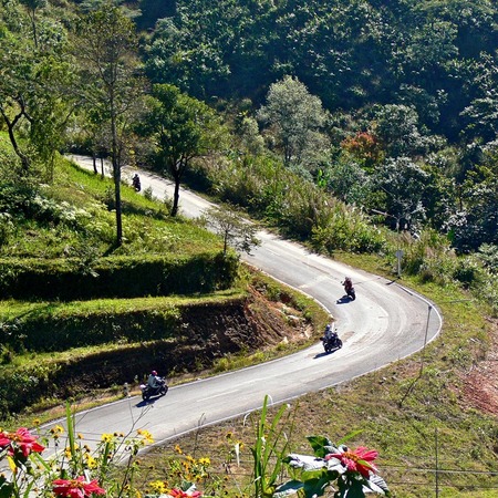 10 dias de férias de moto guiadas pelo norte da Tailândia