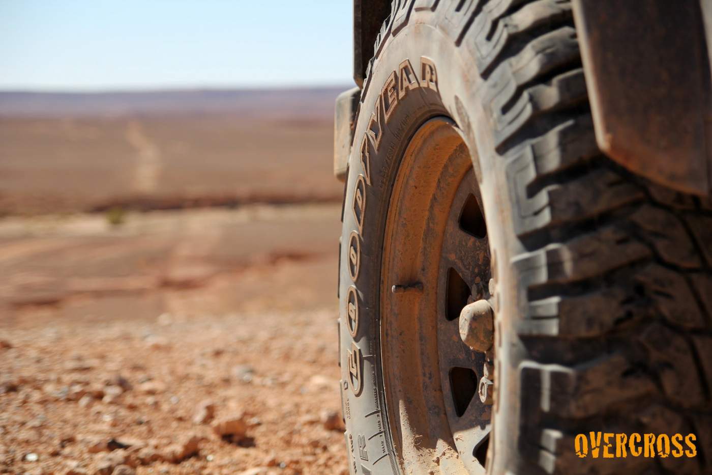 marokko_support_offroad_geländewagen_bei_den_motorradreisen