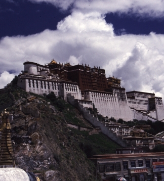 Motorradreise durch Bhutan