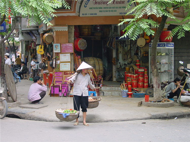 Alltag in Hanois Straßen